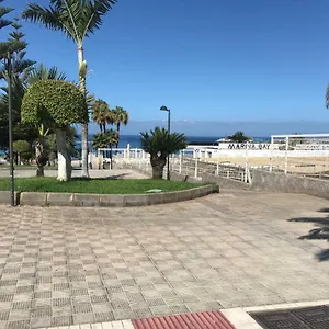 los-angelitos-los-cristianos-tenerife.in-canary-islands.com/